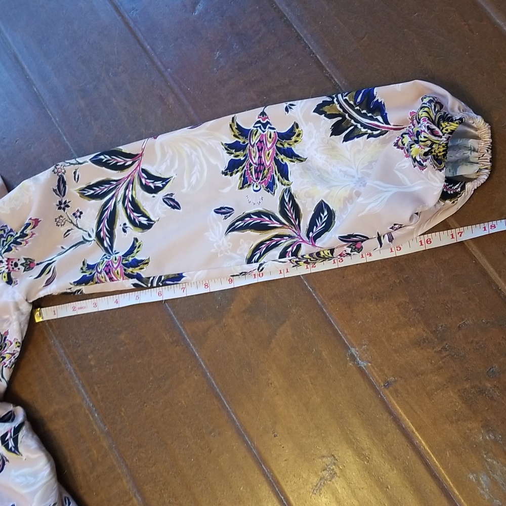 The Jetset Diaries Floral Long Sleeve Maxi Dress Tan Black Below Knee Size Small - Picture 10 of 14